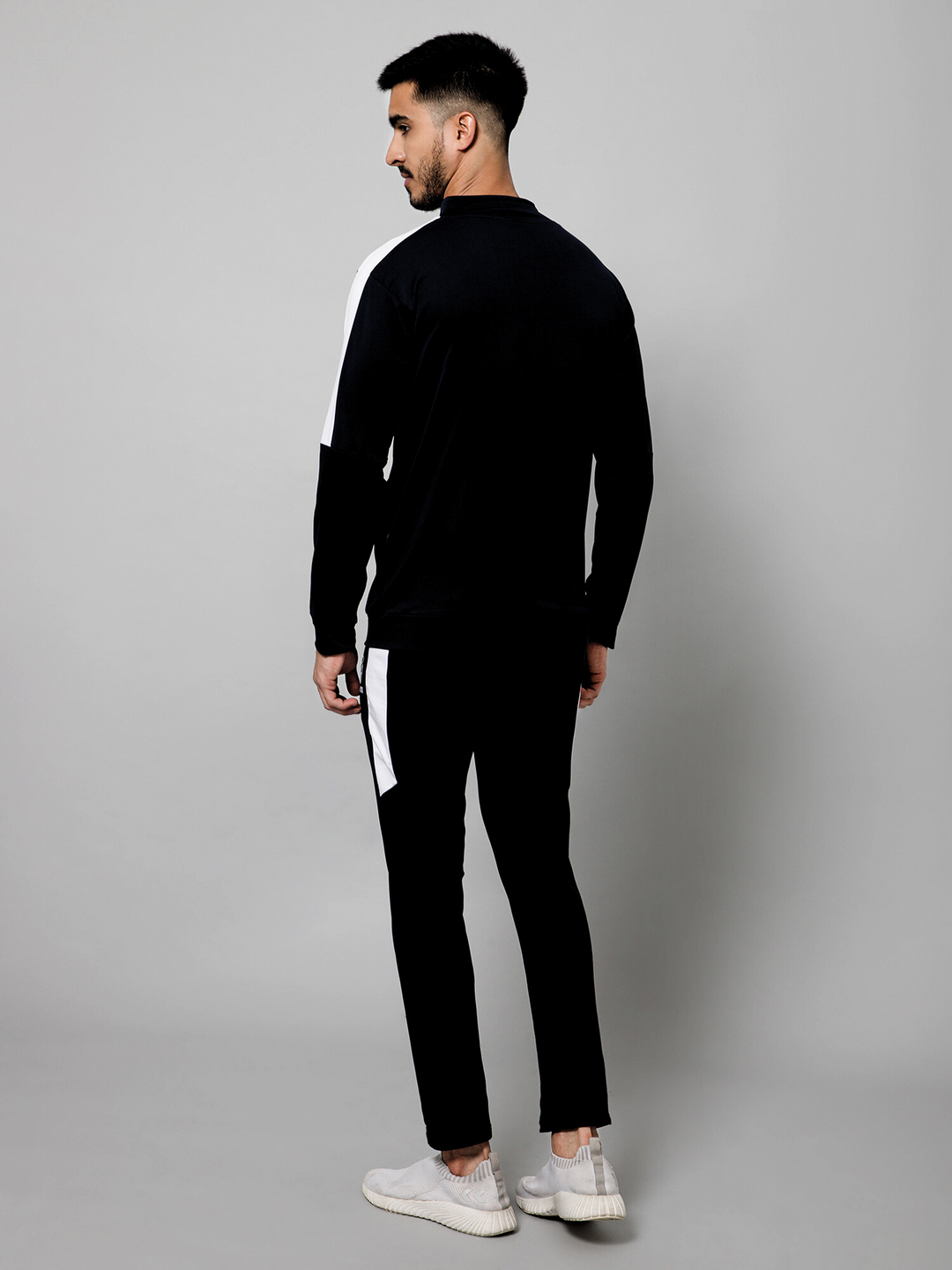 Fusion Lines Black Tracksuit