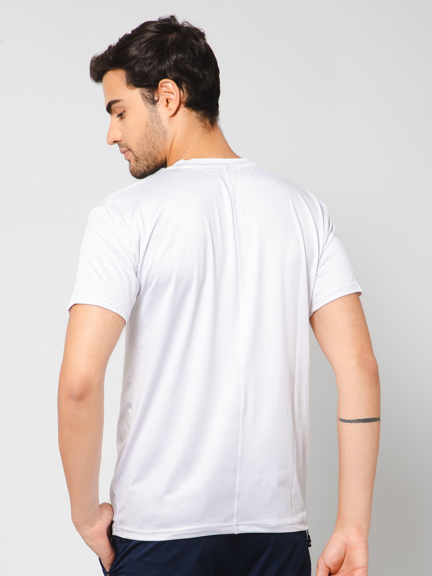 GIYSI Half Sleeve White T-shirt Online